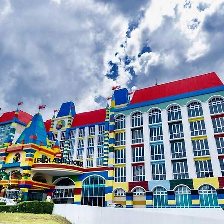 Legoland Jb Aghome Medini 3Room8Pax Bukit Indah Nusajaya  Buitenkant foto